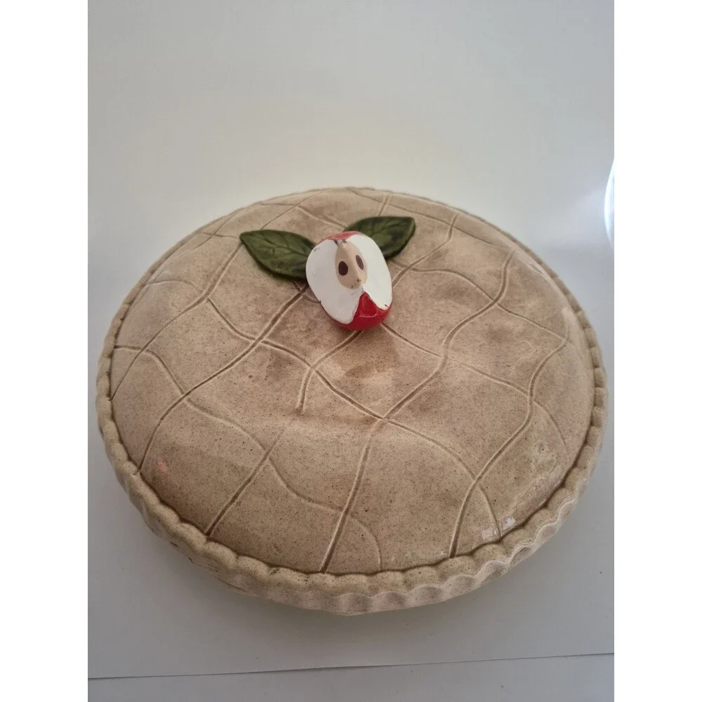 Vintage Ceramic Covered Apple Pie Plate Dish Keeper with Lid